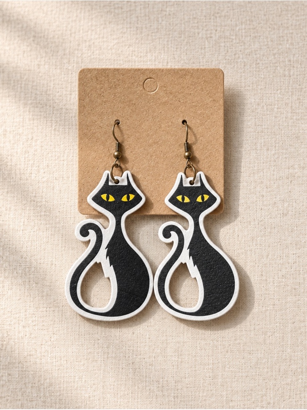 Fashion Jewelry Black Cat Earrings with Yellow Eyes